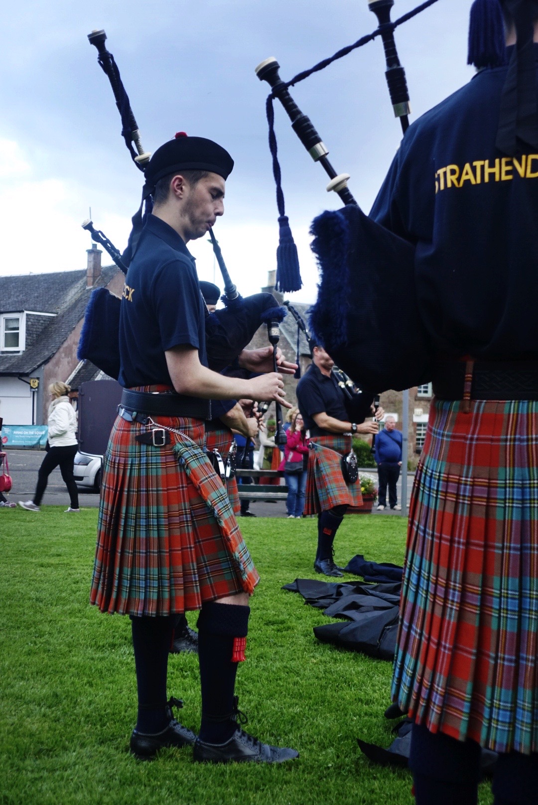 5 Fascinating Things About Scotland's Bagpipes - Christine Bedenis